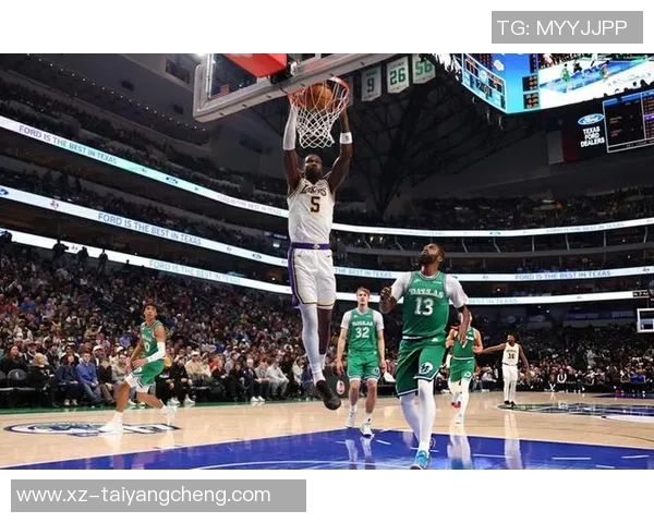 亚当斯防挡拆表现出色每回合失分仅067分与艾顿并列中锋第二佳 亚当斯防挡拆表现出色每回合失分仅067分与艾顿并列中锋第二佳